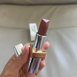[NEW] Prada Beauty Monochrome HYPER Matte Shade B13 Marron Cool Nude
